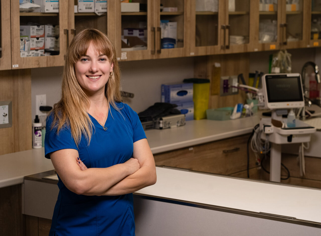 Veterinarian In Kanata, Ontario, K2V 0H2 Capital City Specialty And